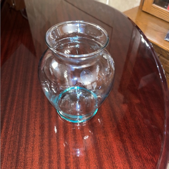 Hand Crafted Other - Hand Blown Glass Vase Made in 🇲🇽 Striking and Elegant